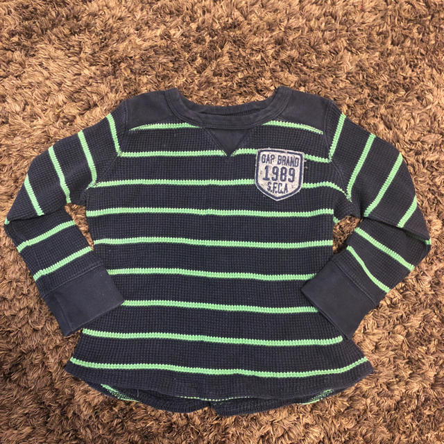 babyGAP(ベビーギャップ)のBABY GAP ワッフル ボーダー ロンT 95 キッズ/ベビー/マタニティのキッズ服男の子用(90cm~)(Tシャツ/カットソー)の商品写真