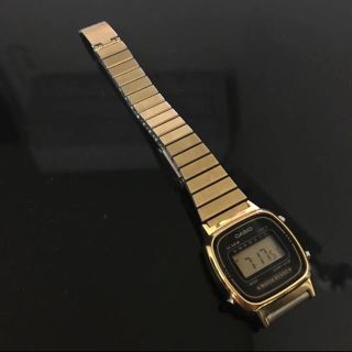 カシオ(CASIO)のカシオ 腕時計 ゴールド お値下げ！(腕時計)