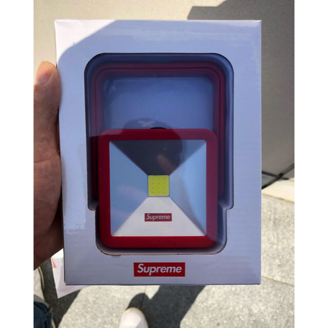 Supreme(シュプリーム)のsupreme magnetic kickstand light スタンドライト インテリア/住まい/日用品のライト/照明/LED(テーブルスタンド)の商品写真