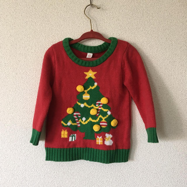 アカチャンホンポ(アカチャンホンポ)のクリスマスツリー柄セーター 80 キッズ/ベビー/マタニティのベビー服(~85cm)(トレーナー)の商品写真