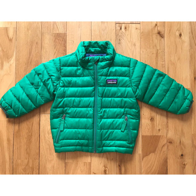 patagonia(パタゴニア)の再値下げしました！美品【Patagonia】ベビーダウン  ※クリーニング済 キッズ/ベビー/マタニティのベビー服(~85cm)(ジャケット/コート)の商品写真