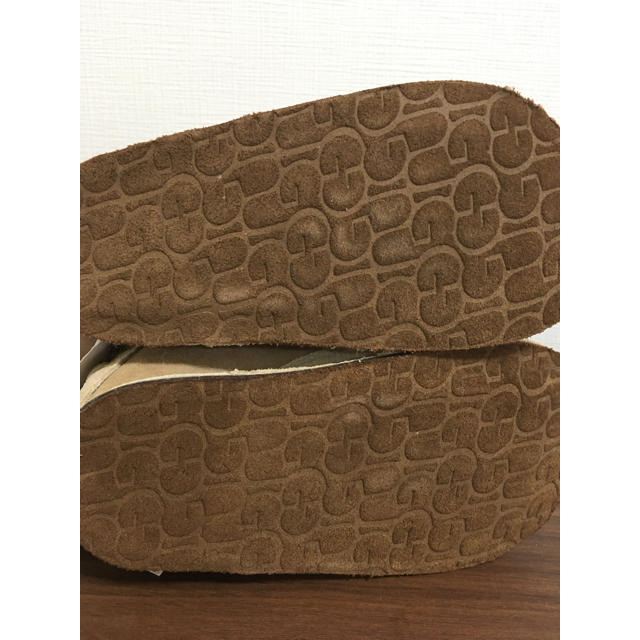 UGG(アグ)の専用☆新品タグ付き UGG ベビーブーツ L キッズ/ベビー/マタニティのベビー靴/シューズ(~14cm)(ブーツ)の商品写真