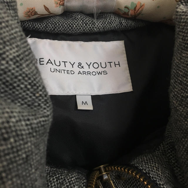 BEAUTY&YOUTH UNITED ARROWS(ビューティアンドユースユナイテッドアローズ)のユナイテッドアローズ b&y ダウンジャケット レディースのジャケット/アウター(ダウンコート)の商品写真