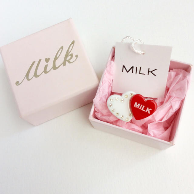 MILK(ミルク)のMILK ダブルハート リング ホワイト×レッド L 約10号 箱付き レディースのアクセサリー(リング(指輪))の商品写真