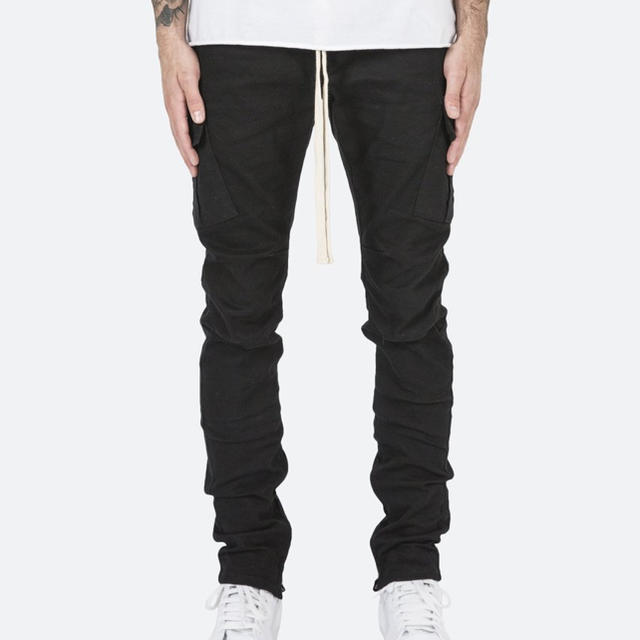 FEAR OF GOD(フィアオブゴッド)のmnml CARGO DRAWCORD PANTS Black メンズのパンツ(ワークパンツ/カーゴパンツ)の商品写真