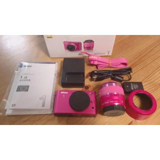 ニコン(Nikon)のNikon1 J2 ダブルズームキット ピンク(ミラーレス一眼)