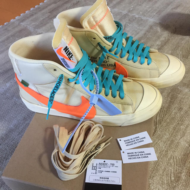 THE 10 NIKE BLAZER MID OFF WHITE ブレーザー