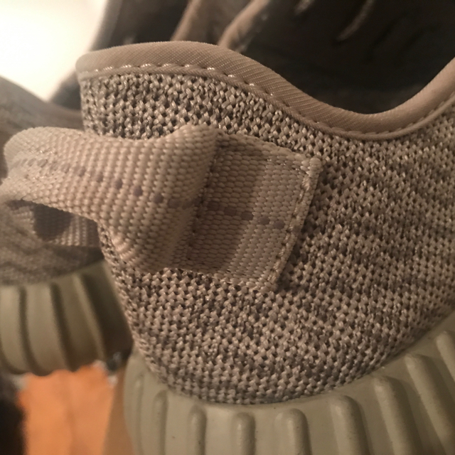 adidas(アディダス)のADIDAS YEEZY BOOST 350 ムーンロック 27 AQ2660 メンズの靴/シューズ(スニーカー)の商品写真