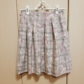 パターンフィオナ(PATTERN fiona)のPATTERN fiona　花柄スカート(ひざ丈スカート)