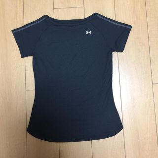 アンダーアーマー(UNDER ARMOUR)のUA ブラック Tシャツ(Tシャツ(半袖/袖なし))