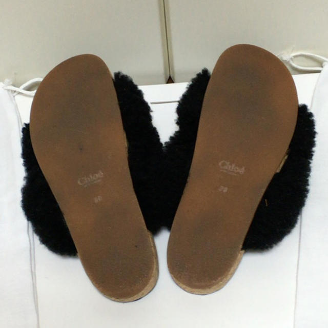 Chloe(クロエ)のクロエ ファー サンダル 39 ムートン レディースの靴/シューズ(サンダル)の商品写真