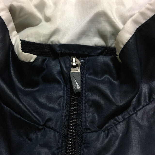 NIKE(ナイキ)のナイキ ナイロンジャンパー XS 130位 キッズ/ベビー/マタニティのキッズ服男の子用(90cm~)(ジャケット/上着)の商品写真