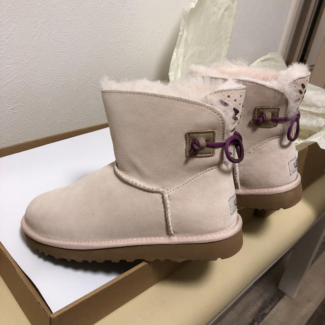 ブーツUGG 新品 ショートブーツ TREAD LITE