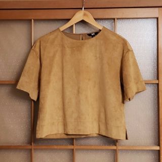 ユニクロ(UNIQLO)のユニクロ　スムースカットソー　S(カットソー(半袖/袖なし))