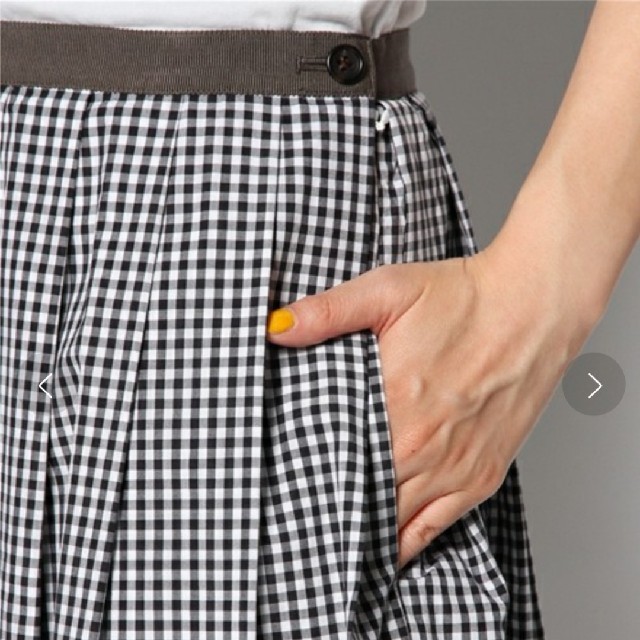 MARGARET HOWELL(マーガレットハウエル)の【マリメッコリルさま】MARGARET HOWELL　ギンガムチェックします レディースのスカート(ひざ丈スカート)の商品写真