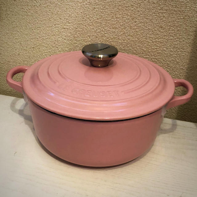 LE CREUSET - ル・クルーゼ シグニチャーココット 20cm シフォンピンク