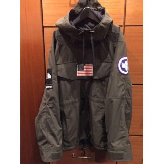 シュプリーム(Supreme)の 国内正規 supreme north face pulloverM美品(マウンテンパーカー)