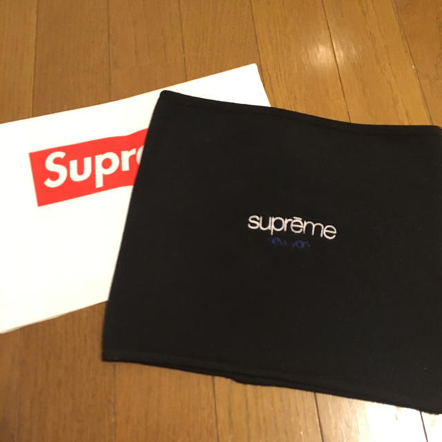 Supreme(シュプリーム)のsupreme ネックウォーマー box  メンズのファッション小物(ネックウォーマー)の商品写真