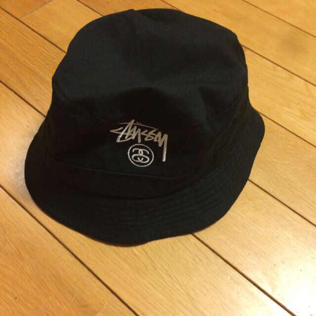 STUSSY(ステューシー)のお取り置き レディースの帽子(ハット)の商品写真