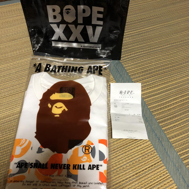 A BATHING APE(アベイシングエイプ)のape BAPE tee tシャツ xxv 福岡 fukuoka 限定 パーカー メンズのトップス(Tシャツ/カットソー(半袖/袖なし))の商品写真