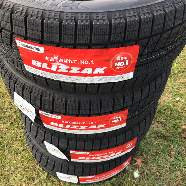 自動車205/55R16 新品スタッドレスタイヤ ブリヂストン ブリザックVRX