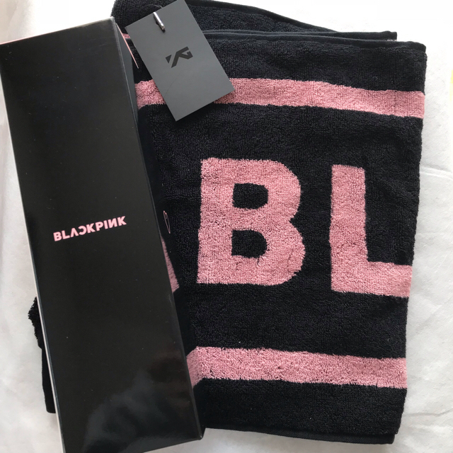 【 #Jennieさま専用 】タオル・グリップホルダー BLACKPINK エンタメ/ホビーのタレントグッズ(アイドルグッズ)の商品写真