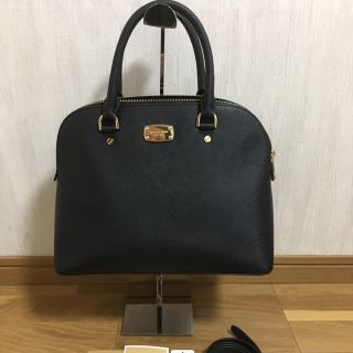 マイケルコース(Michael Kors)のマイケルコース  黒 ２WAY バッグ 定番 ゴールド(ハンドバッグ)