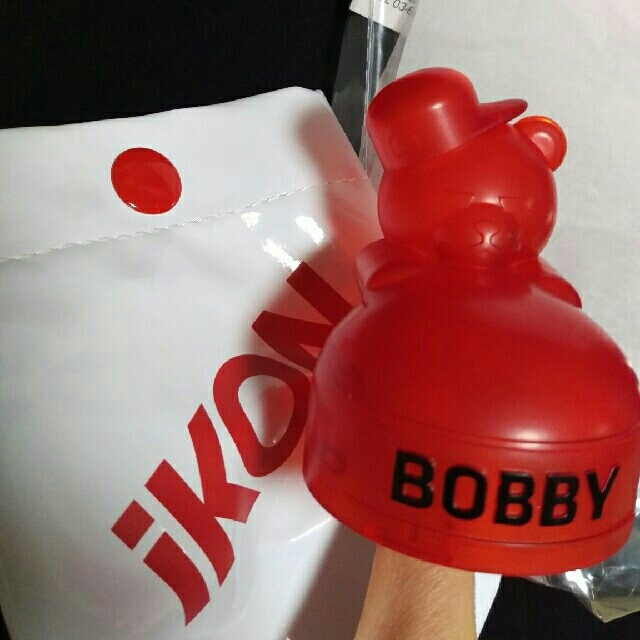 iKON(アイコン)のiKON ペンライトヘッドアクセ+ケース／BOBBY エンタメ/ホビーのタレントグッズ(アイドルグッズ)の商品写真