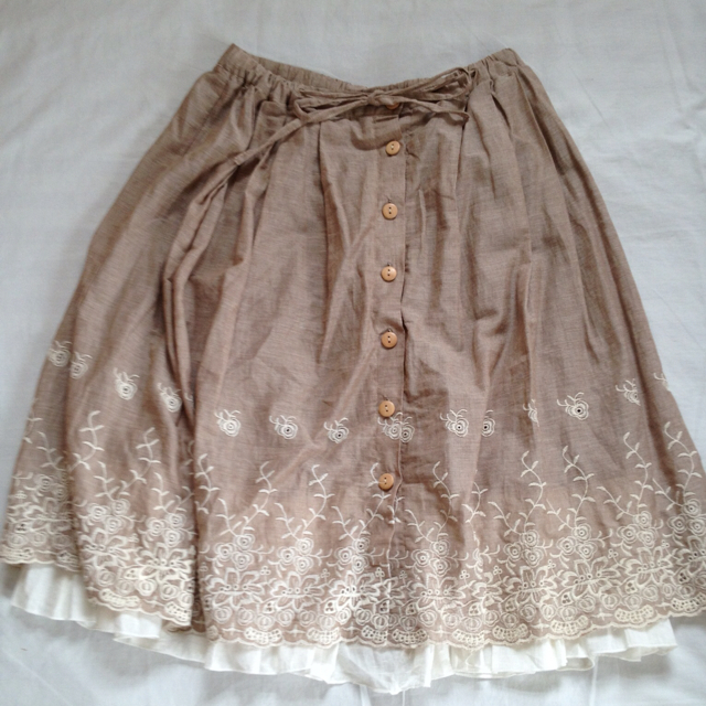MOUTH vally ふんわりスカート レディースのスカート(ひざ丈スカート)の商品写真
