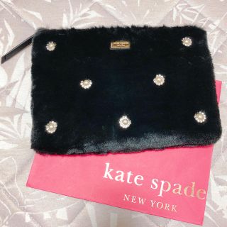 ケイトスペードニューヨーク(kate spade new york)の新品☆kate spade もふもふパール　クラッチバック ブラック　正規品(クラッチバッグ)