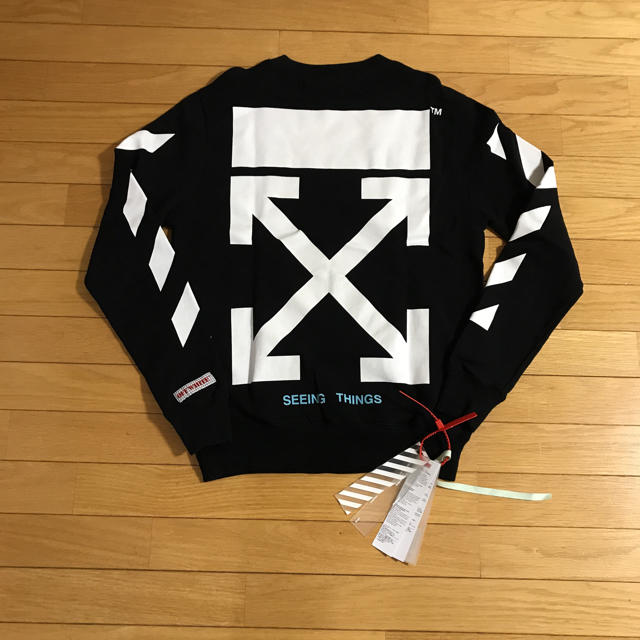 off-white トレーナー