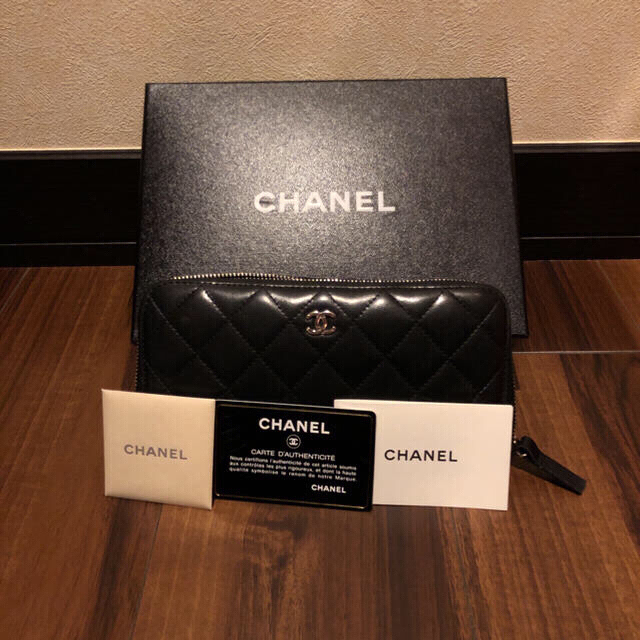 CHANEL(シャネル)のCHANEL マトラッセ長財布 レディースのファッション小物(財布)の商品写真