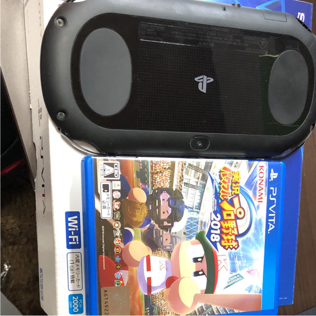 PlayStation Vita(プレイステーションヴィータ)のpsvita2000  パワプロ2018 エンタメ/ホビーのゲームソフト/ゲーム機本体(携帯用ゲームソフト)の商品写真