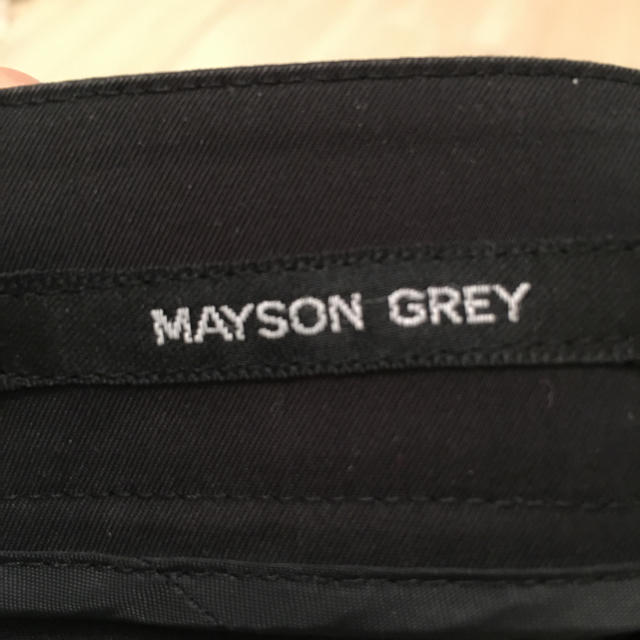 MAYSON GREY(メイソングレイ)のMAYSON GREY 美脚 ブラックパンツ レディースのパンツ(その他)の商品写真