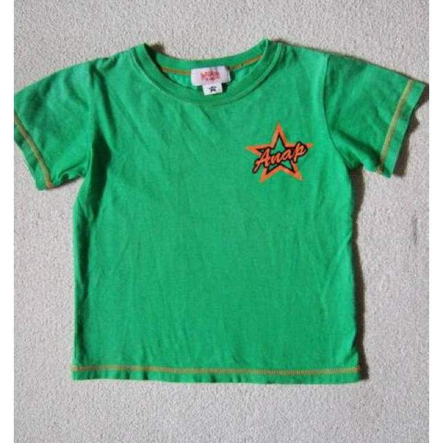 ANAP Kids(アナップキッズ)のANAPkidsグリーンTシャツ/110 キッズ/ベビー/マタニティのキッズ服男の子用(90cm~)(Tシャツ/カットソー)の商品写真