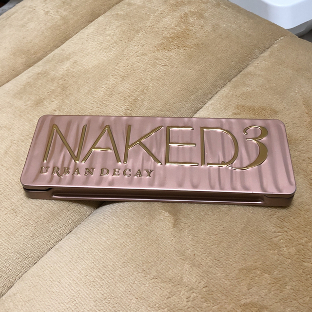 Urban Decay(アーバンディケイ)のUrban Decay NAKED3アイシャドウ コスメ/美容のベースメイク/化粧品(アイシャドウ)の商品写真