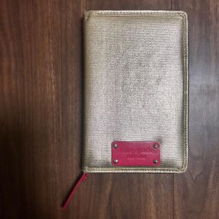 ケイトスペードニューヨーク(kate spade new york)のケイト・スペードのパスポートケース(旅行用品)