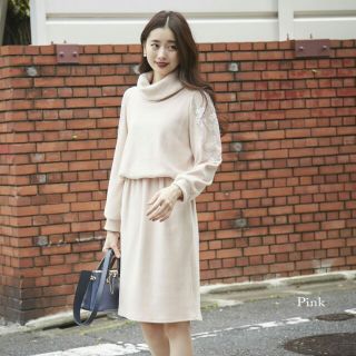 トッコ(tocco)のtocco closet☆袖レース付ニットワンピ(ピンク)(ミニワンピース)