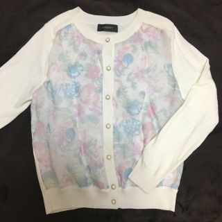 ジャスグリッティー(JUSGLITTY)のジャスグリッティーの花柄カーディガン(カーディガン)