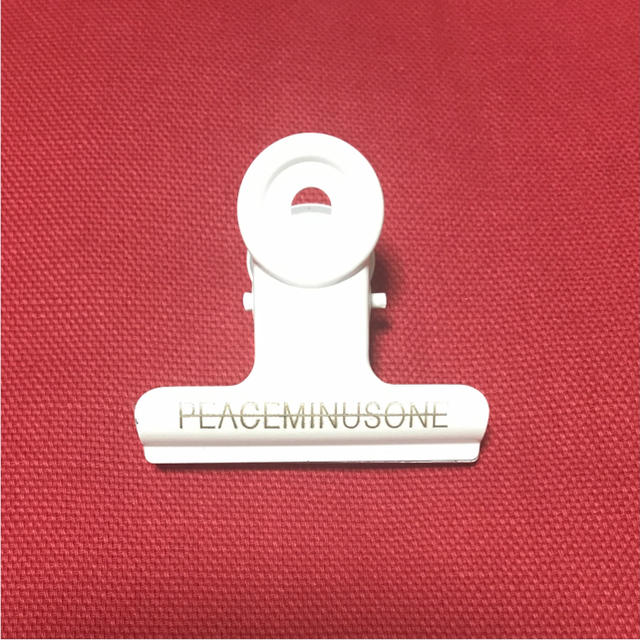 PEACEMINUSONE(ピースマイナスワン)のPEACEMINUSONE クリップ セット メンズのファッション小物(キーホルダー)の商品写真