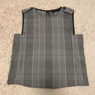 ザラ(ZARA)の【売り尽くし最終値下げ】ZARA トップス(カットソー(半袖/袖なし))