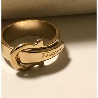 サルヴァトーレフェラガモ(Salvatore Ferragamo)のサルバトーレ.フェラガモ  スカーフリング(バンダナ/スカーフ)