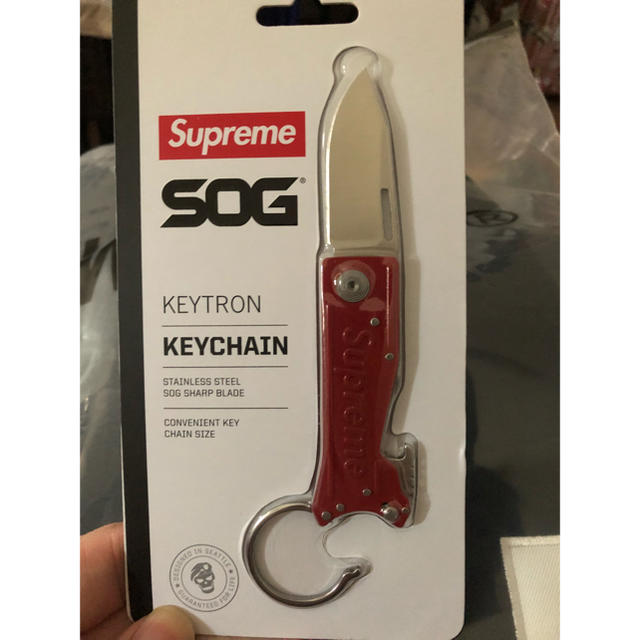 Supreme sog knife