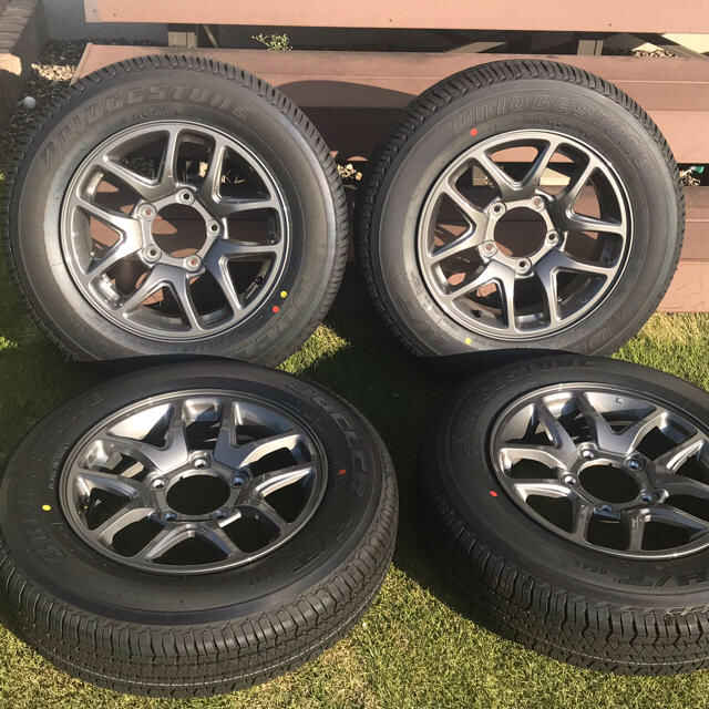 スズキ - 新型ジムニー JB64W XC 純正アルミホイールタイヤ スズキ - 新型ジムニー JB64W XC 純正アルミホイールタイヤ