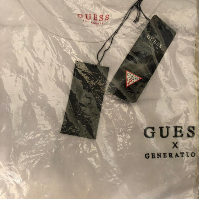 GUESS(ゲス)の新品guessとgenerationsの限定コラボTシャツ レディースのトップス(Tシャツ(半袖/袖なし))の商品写真