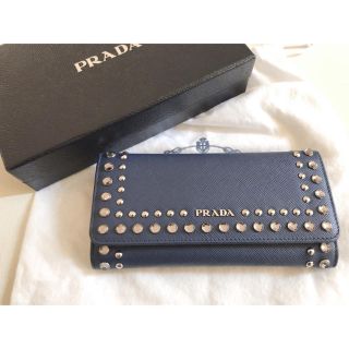 PRADA(財布)のフリマアイテム一覧 PRADA(財布)のフリマアイテム一覧
