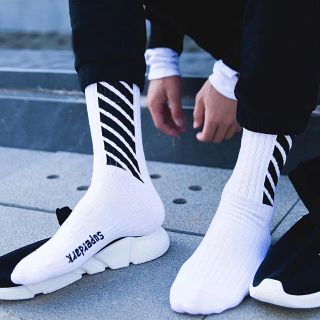 オフホワイト(OFF-WHITE)の【新品未使用】斜めストライプソックス(ソックス)