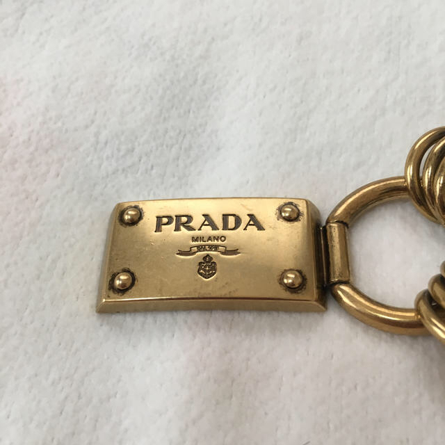 PRADA(プラダ)のプラダ キーホルダー レディースのファッション小物(キーホルダー)の商品写真