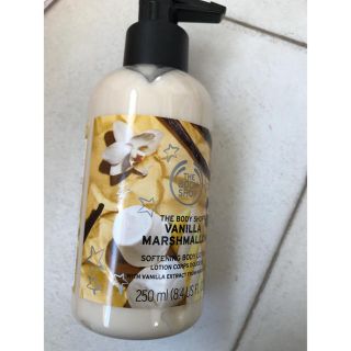 ザボディショップ(THE BODY SHOP)のボディショップ  ボディーローション  バニラマシュマロ  ボディバター 新品(ボディローション/ミルク)