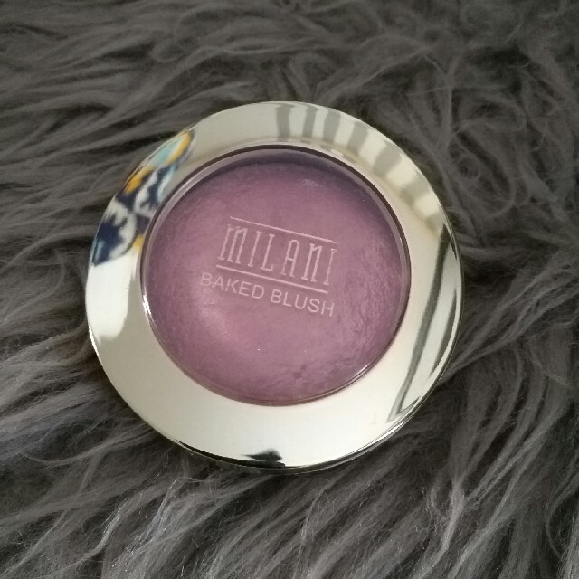 MILANI  Baked  blush  コスメ/美容のベースメイク/化粧品(チーク)の商品写真